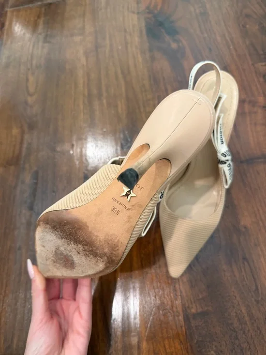 Dior Nude Beige Slingback Pointed Toe Pumps with Branded Bow - Picture 3 of 6
